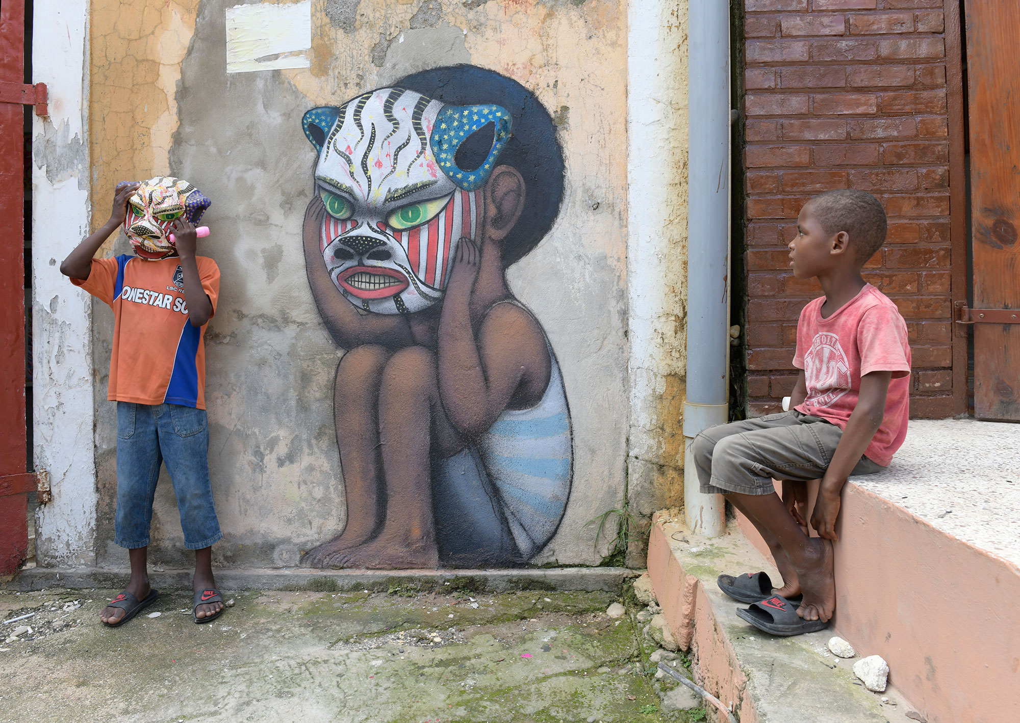 “Masque carnival” Jacmel, Haïti. Street Art de Seth,